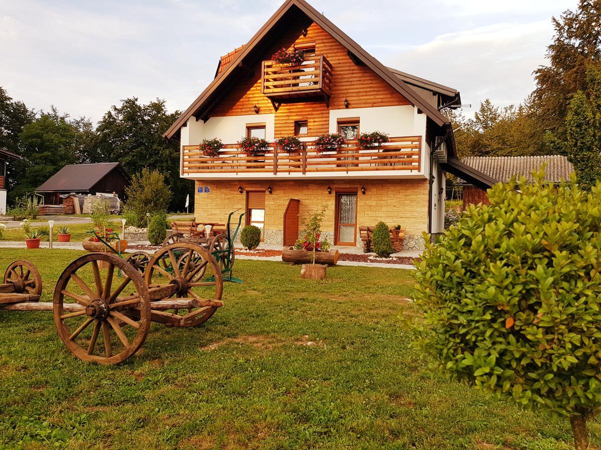 Guesthouse Green Valley Plitvička Jezera Exteriör bild